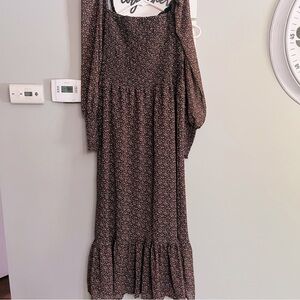 Betsey Johnson NWT -Maxi dress -Size Small